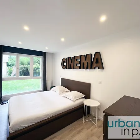 Urban Flat 182 - Spacious 4 Bedroom Flat In Appartamento Parigi